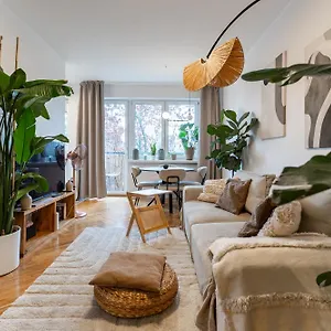 Apartament Concierge Kinowa Gardens, Warszawa